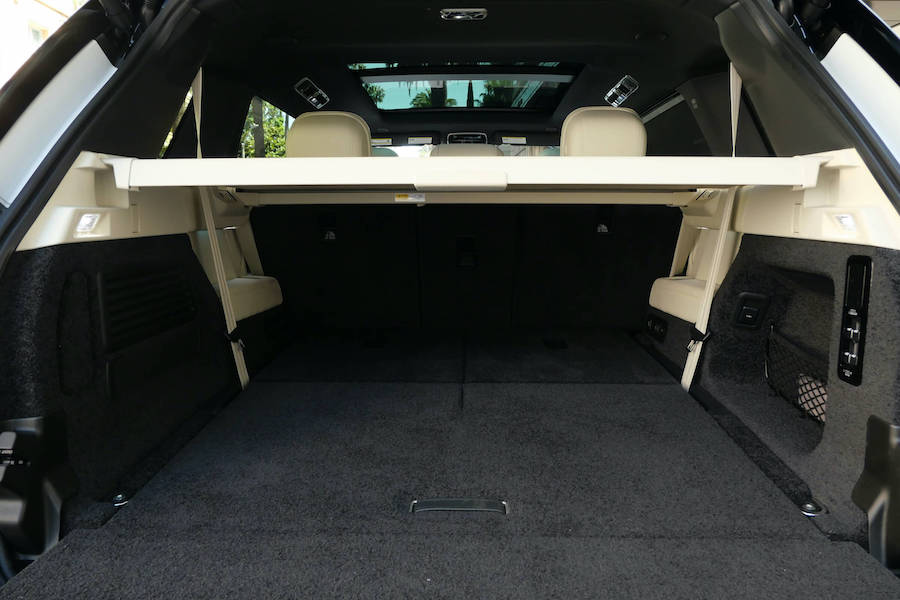 Rent a Range Rover P530 LWB 2023 White