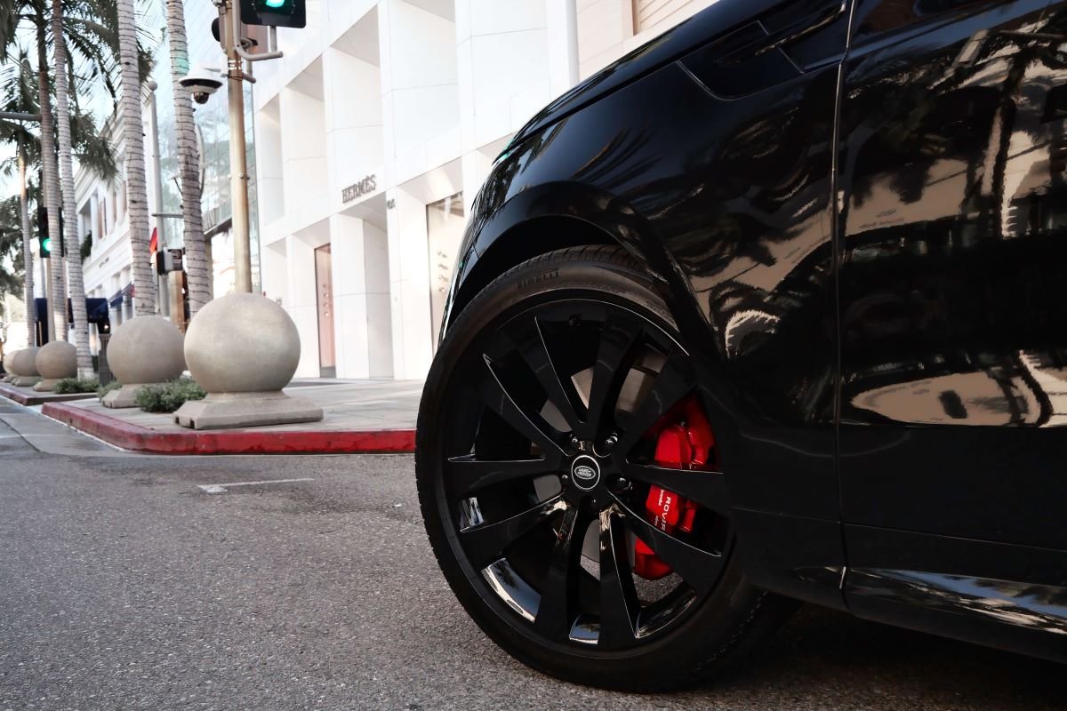 Rent a Range Rover Sport Dynamic 2025 in LA
