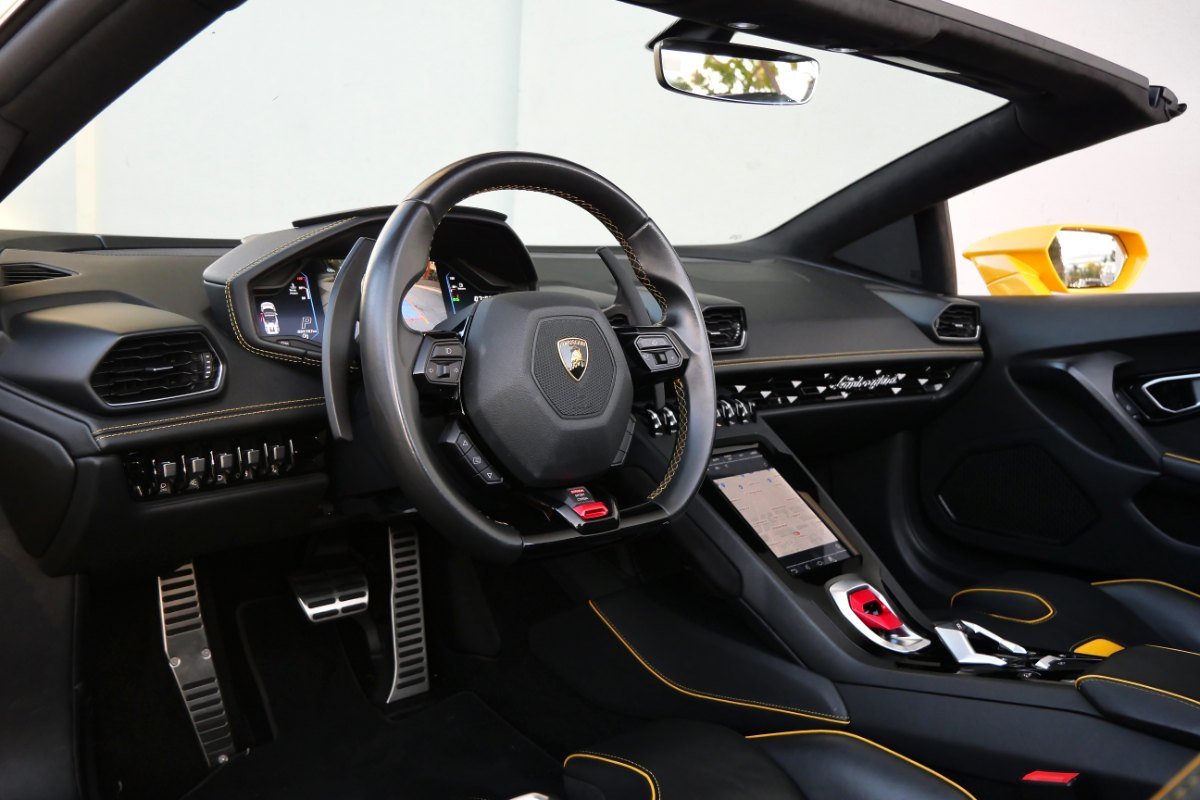 Lamborghini Huracan EVO Spyder RWD rental in Los Angeles