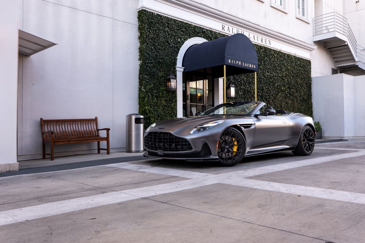 Rent a Aston Martin DB 12 Volante 2025 in Los Angeles Rent a Aston Martin DB 12 Volante 2025 in Los Angeles