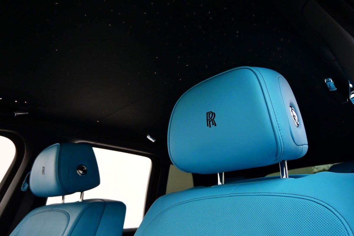2025 Rolls-Royce Cullinan Black Badge rental Los Angeles