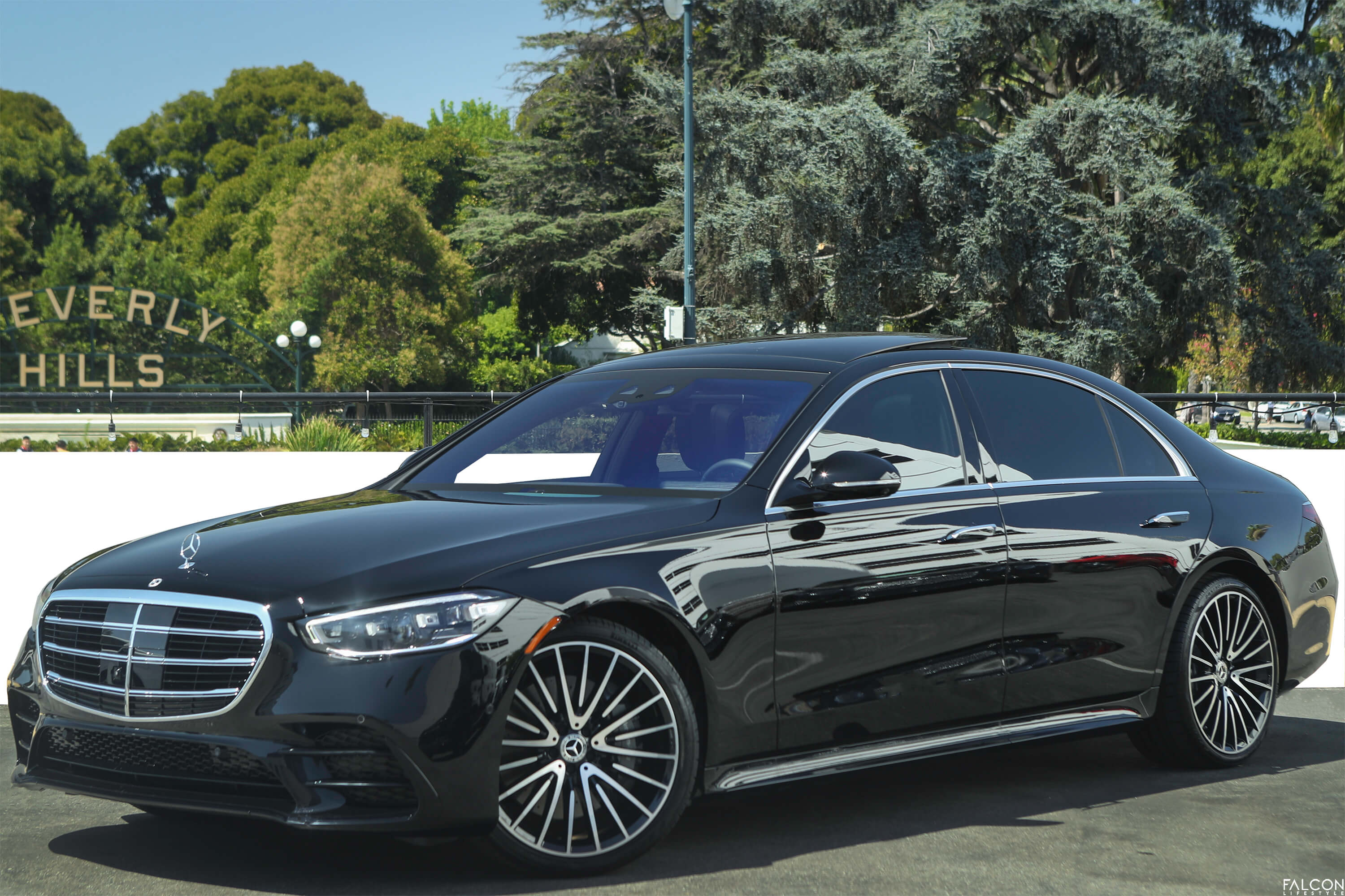 New Mercedes S580 Rental