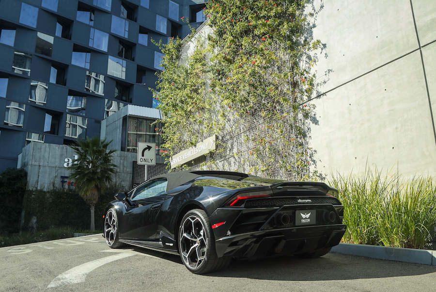 Lamborghini Huracan EVO Spyder Rental LA