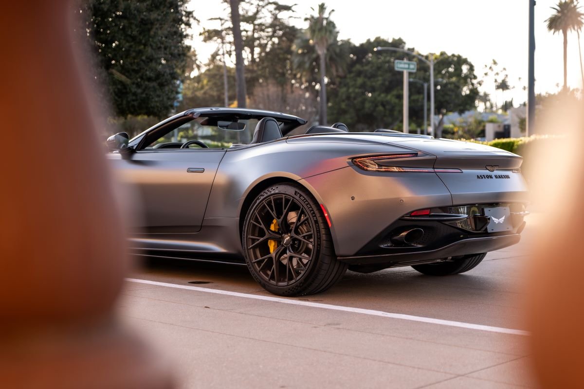 Rent a Aston Martin DB 12 Volante 2025 in Los Angeles Rent a Aston Martin DB 12 Volante 2025 in Los Angeles