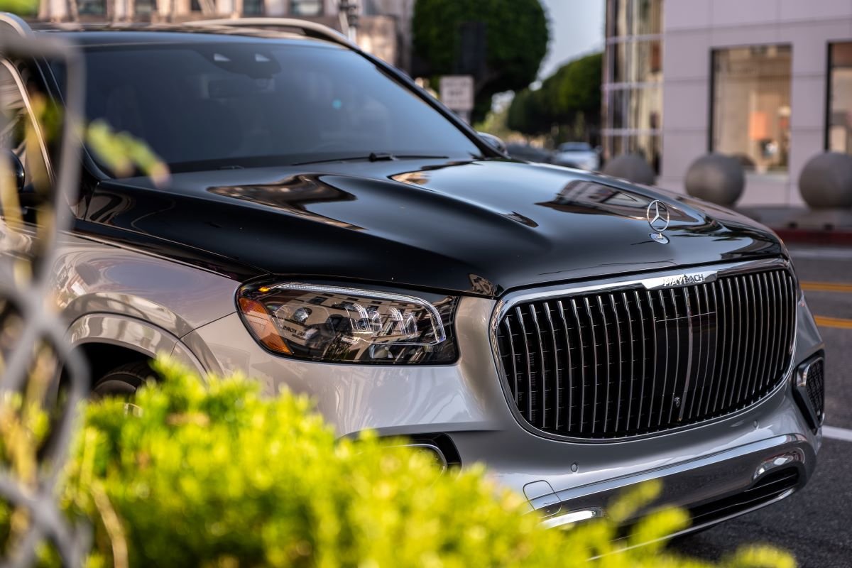 Mercedes GLS Maybach GLS 600 Rental in Los Angeles