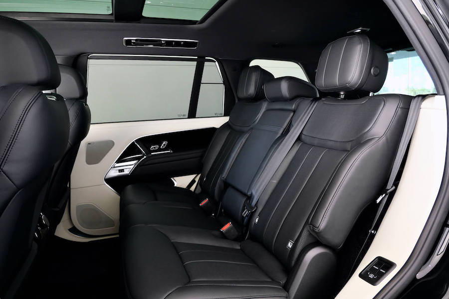 Rent Range Rover P530 LWB 2023 Matte Black in LA Rent Range Rover P530 LWB 2023 Matte Black in LA