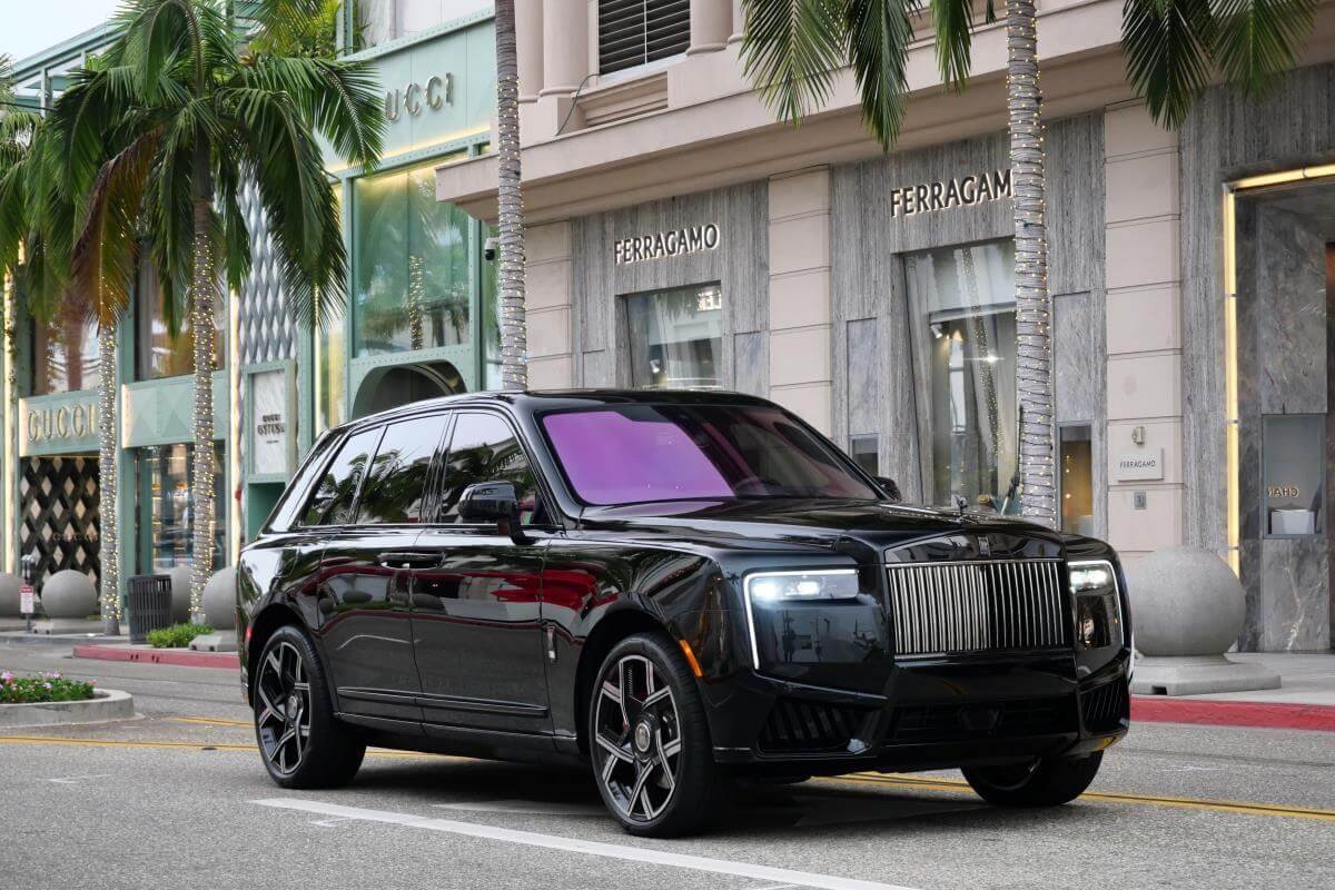 2025 Rolls-Royce Cullinan Black Badge Rental Los Angeles