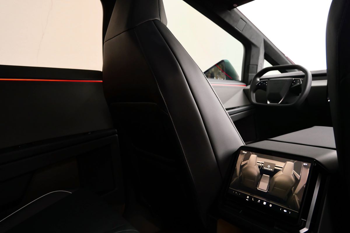Tesla Cyberbeast 2024 for Rent in Los Angeles