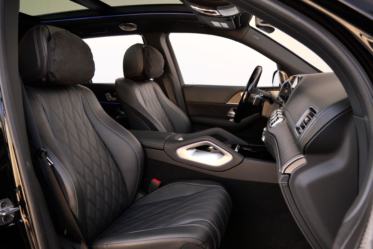 Mercedes-Maybach GLS 600 2025 for rent in LAX