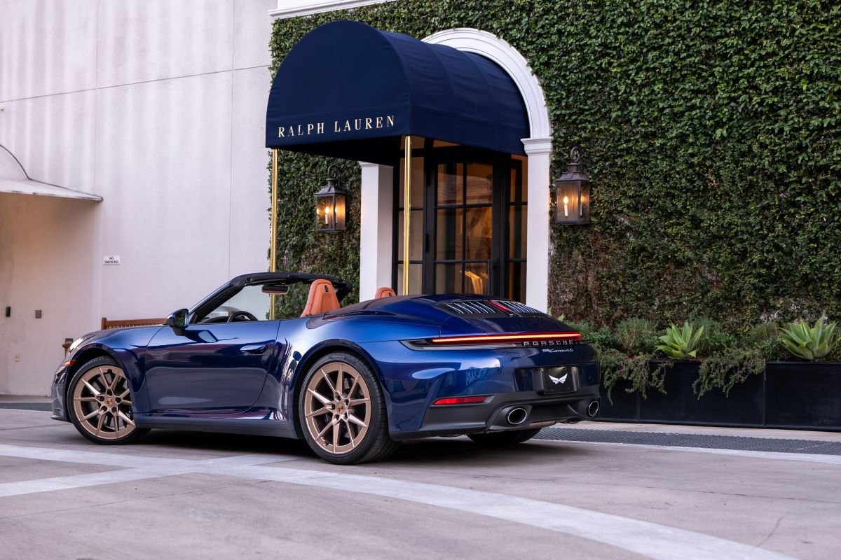 Porsche Carrera 4S Cabriolet rental in Los Angeles