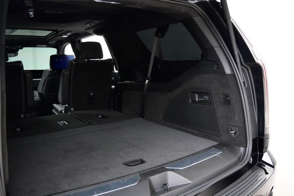 2025 Cadillac Escalade Platinum rental LAX 2025 Cadillac Escalade Platinum rental LAX