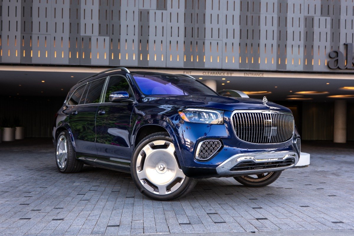 Mercedes Maybach GLS 600 rental in Los Angeles