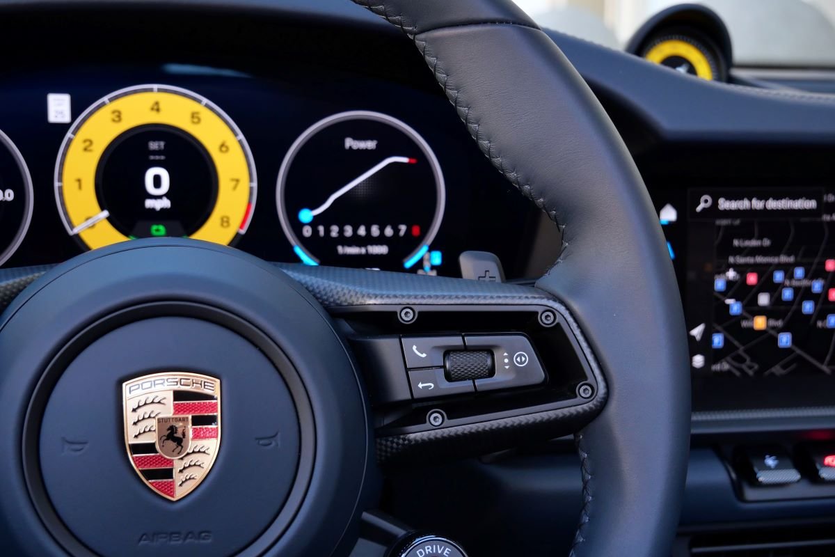 2025 Porsche 911 Carrera GTS Cabriolet for rent in LAX 2025 Porsche 911 Carrera GTS Cabriolet for rent in LAX