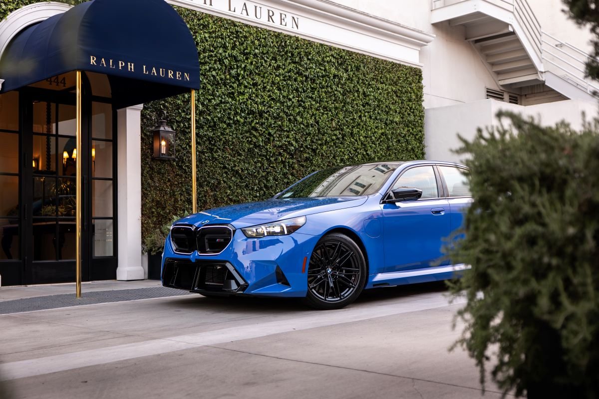 BMW G90 M5 rental in Los Angeles BMW G90 M5 rental in Los Angeles