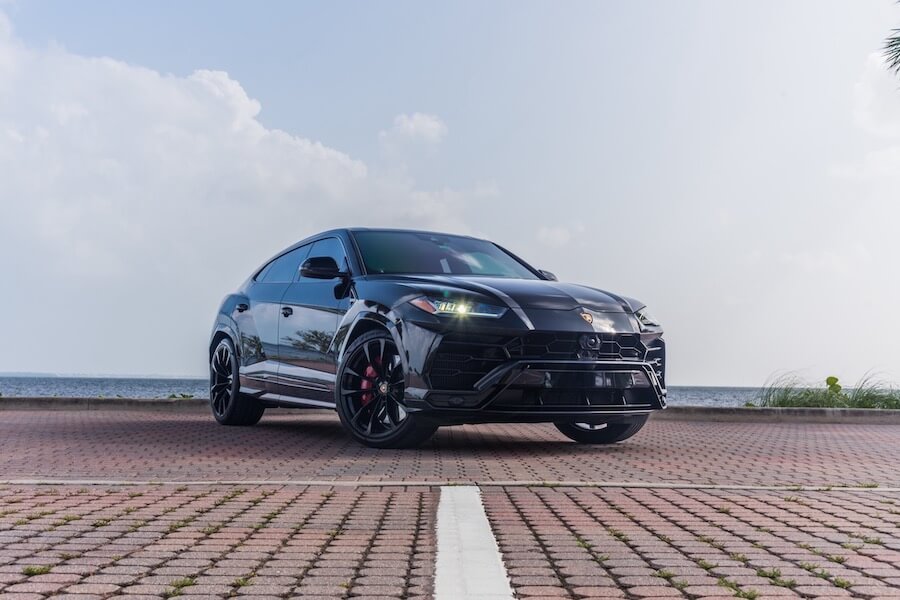 Lamborghini Urus Rental in Miami