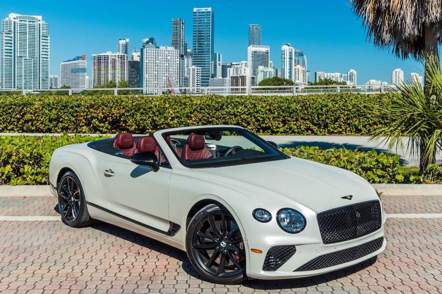 White Bentley Continental GTC for rent in Miami White Bentley Continental GTC for rent in Miami