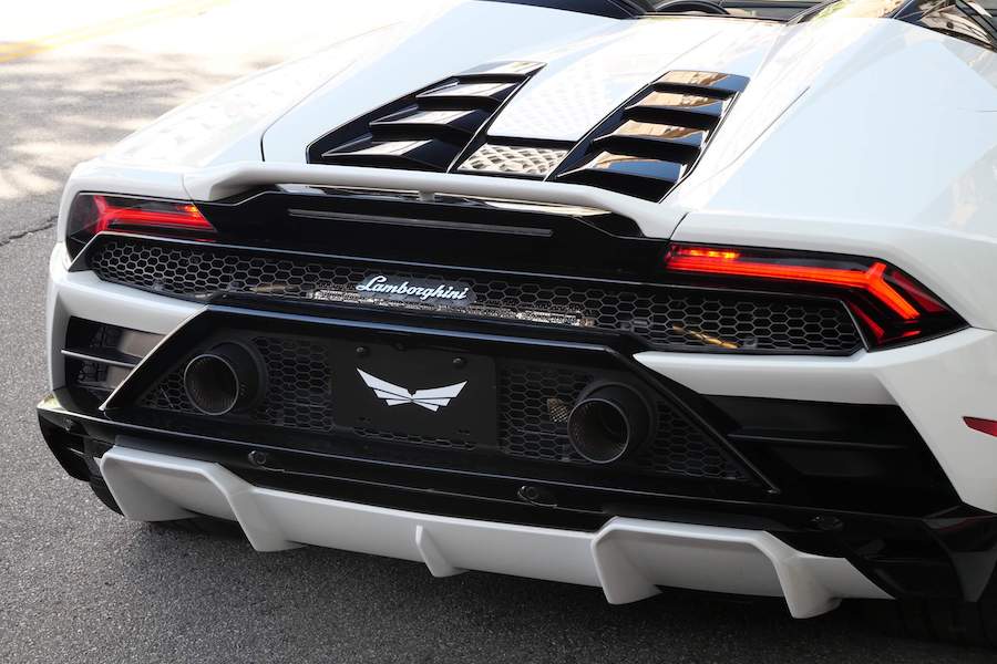 Rent Lamborghini Huracan EVO Spyder in LA