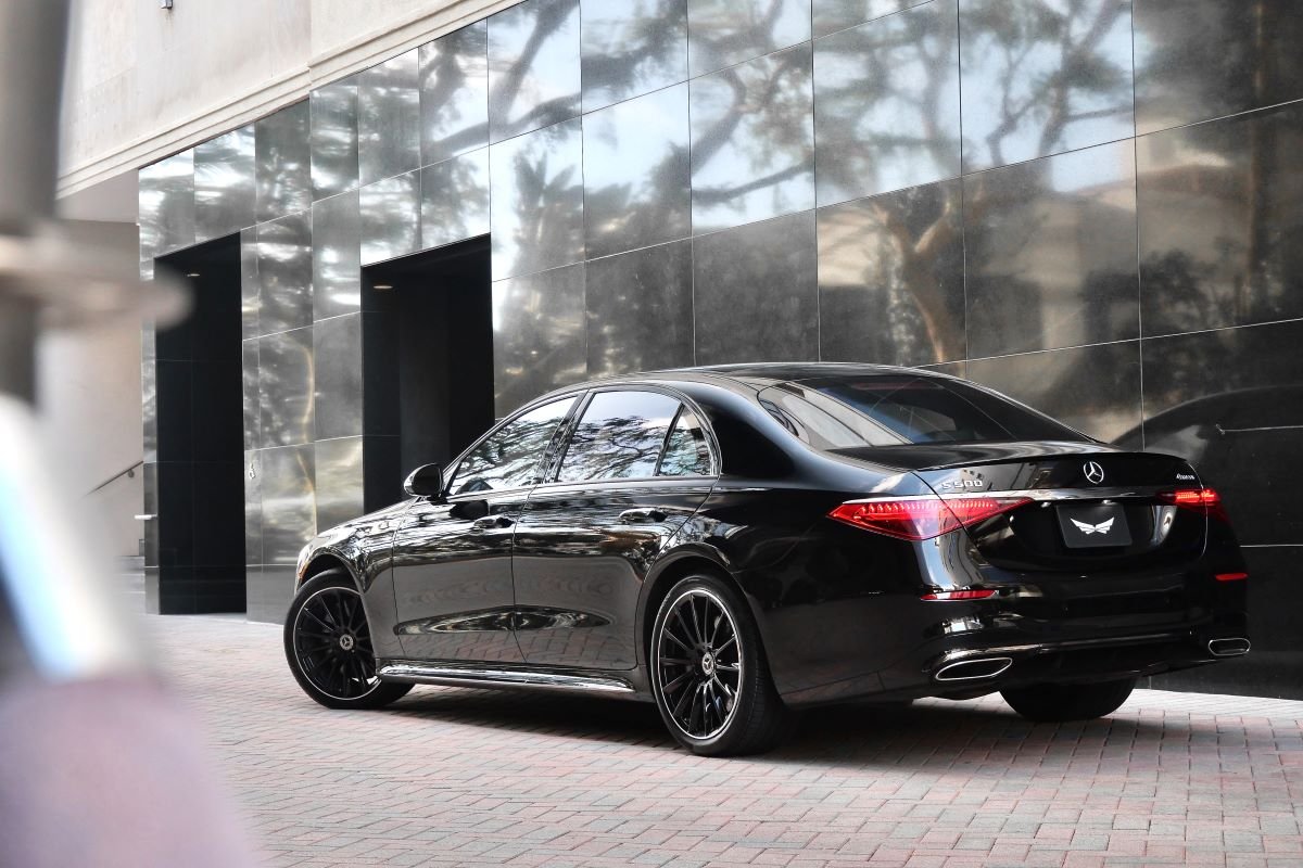 Mercedes Benz S500 rental in Los Angeles