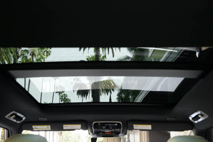 Rent a Range Rover P530 LWB 2023 White in LA