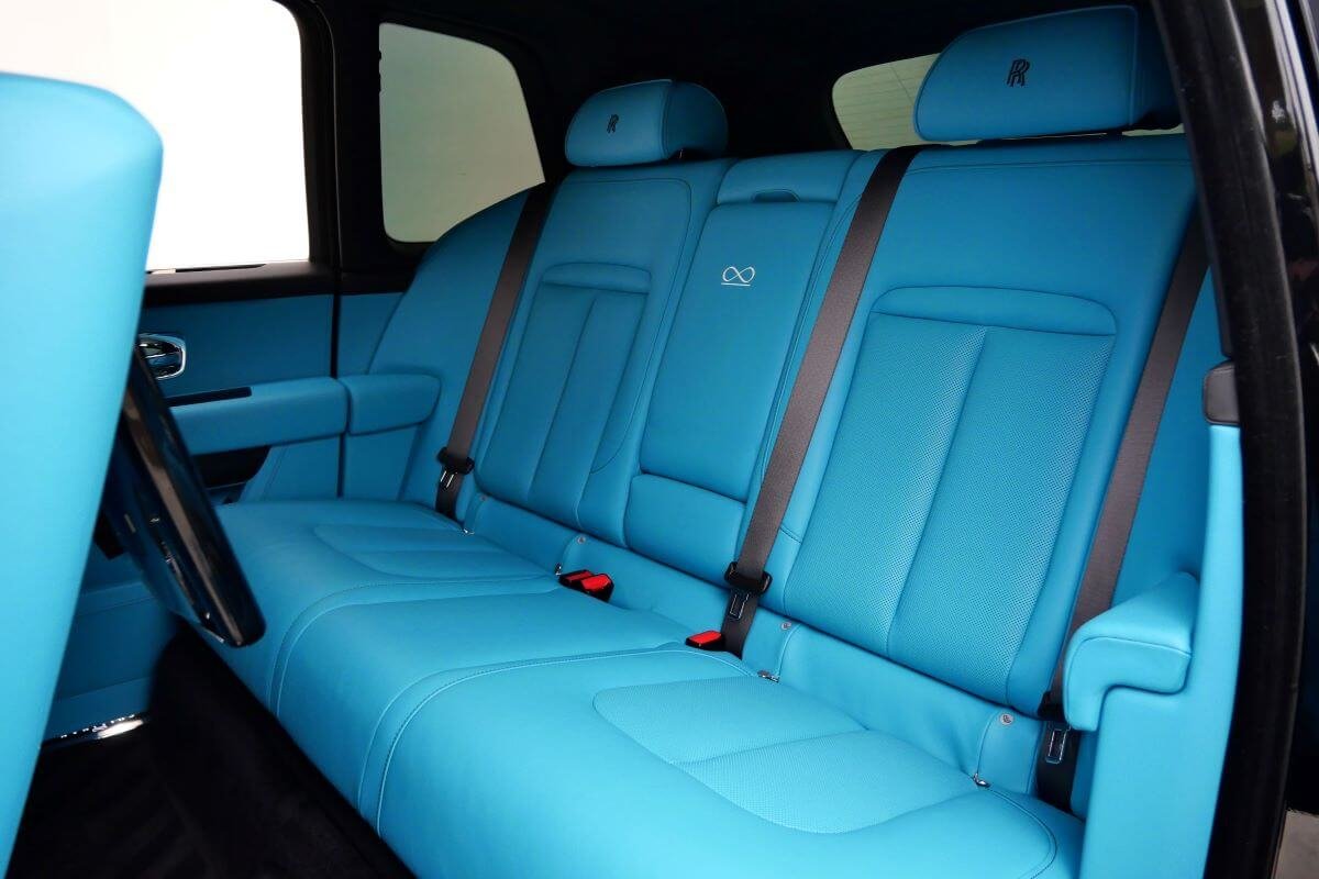 2025 Rolls-Royce Cullinan Black Badge rental Los Angeles