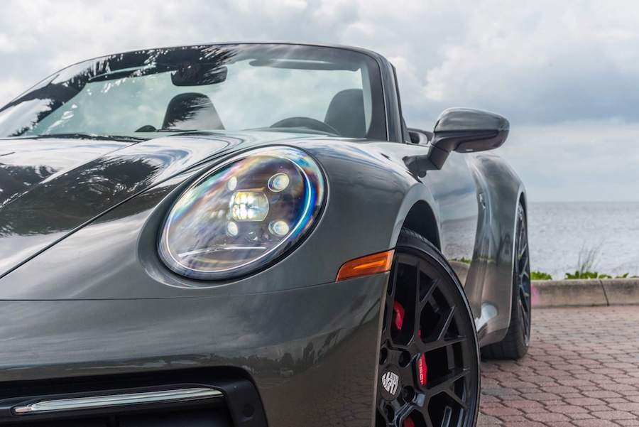 Rent Porsche 911 Carrera S Cabriolet