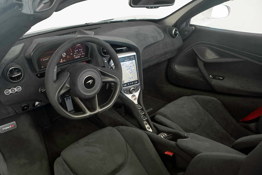 McLaren 720S Spider Rental