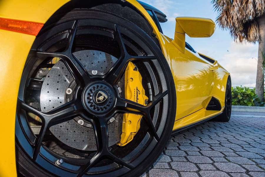 yellow lamborghini huracan evo spyder rental miami