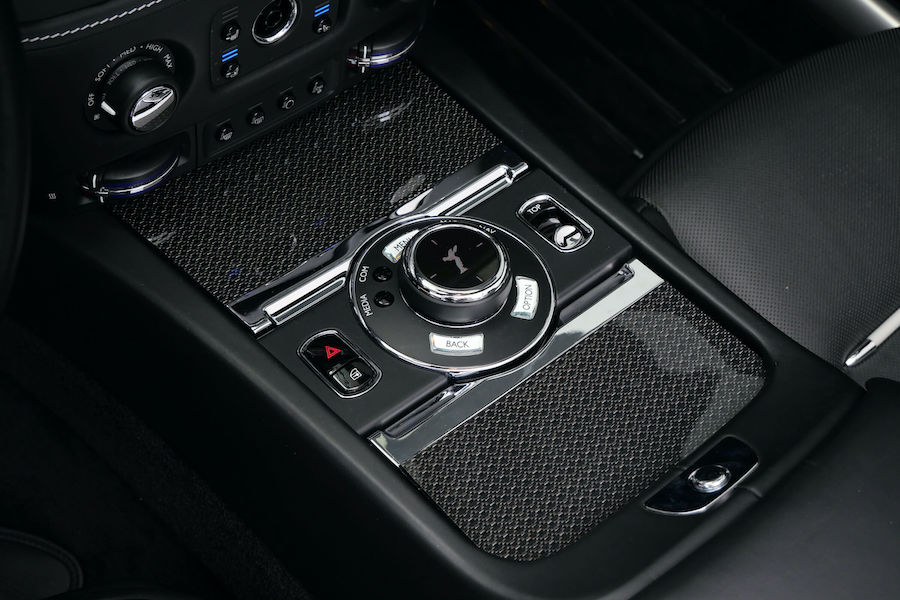 Rent a Rolls Royce Dawn Black Badge in Los Angeles