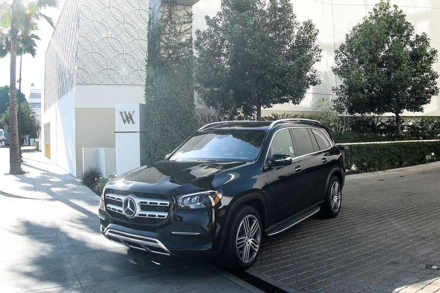 Rent Mercedes GLS