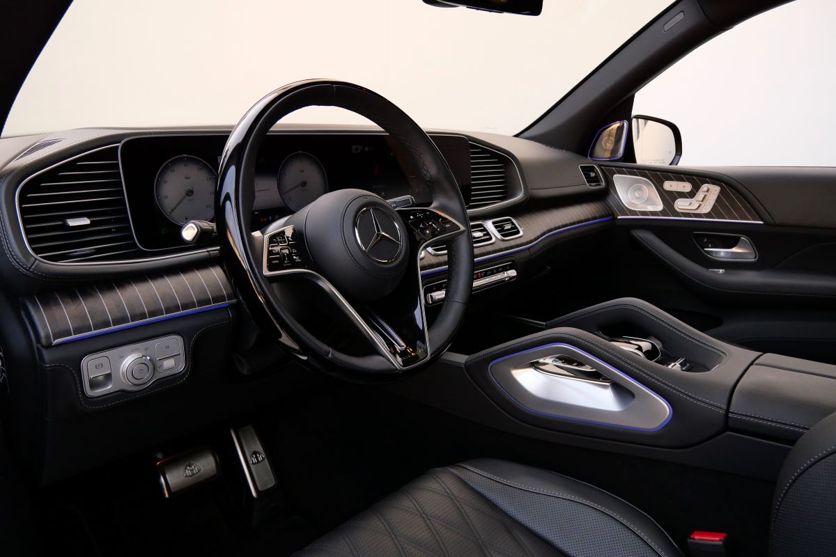 Mercedes-Maybach GLS 600 2025 for rent in Los Angeles