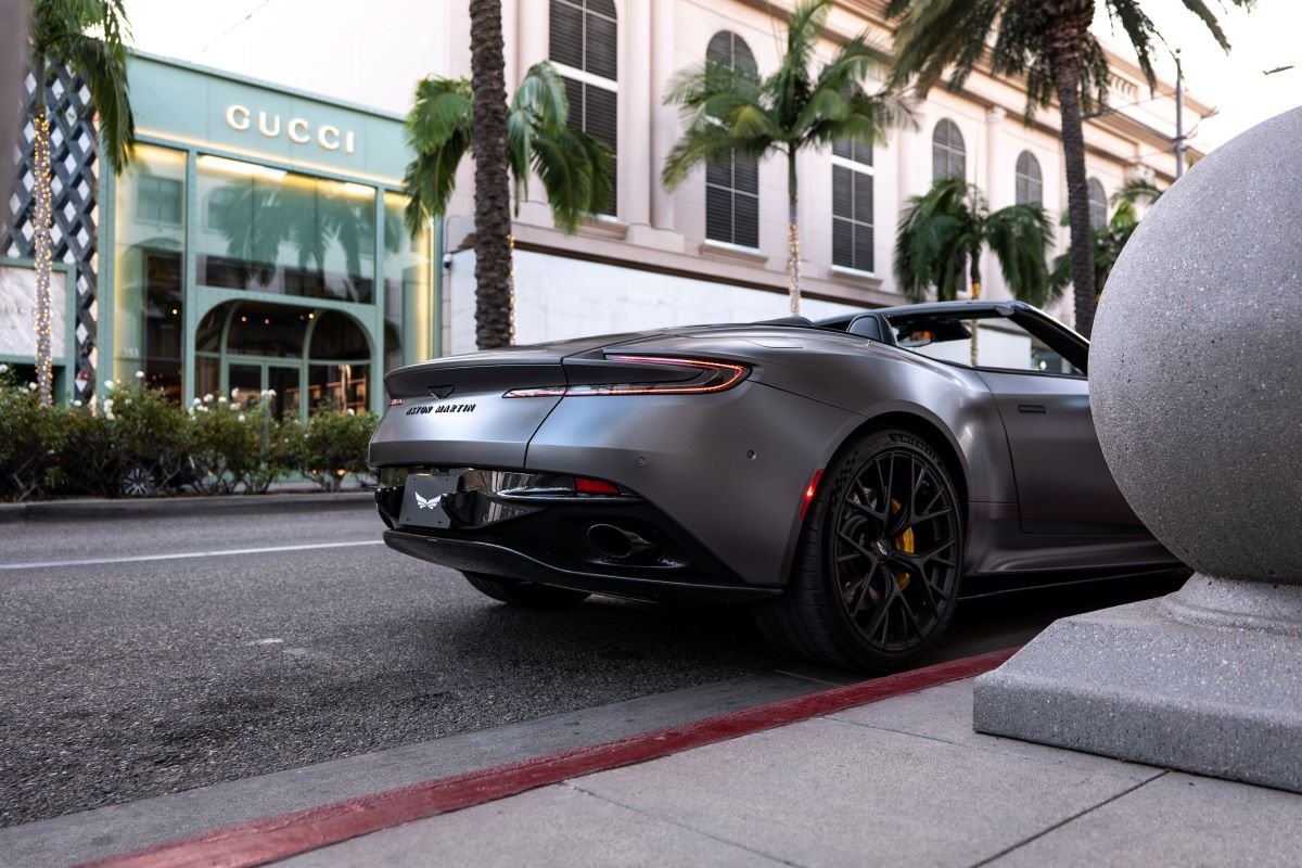 Rent a Aston Martin DB 12 Volante 2025 in Los Angeles Rent a Aston Martin DB 12 Volante 2025 in Los Angeles