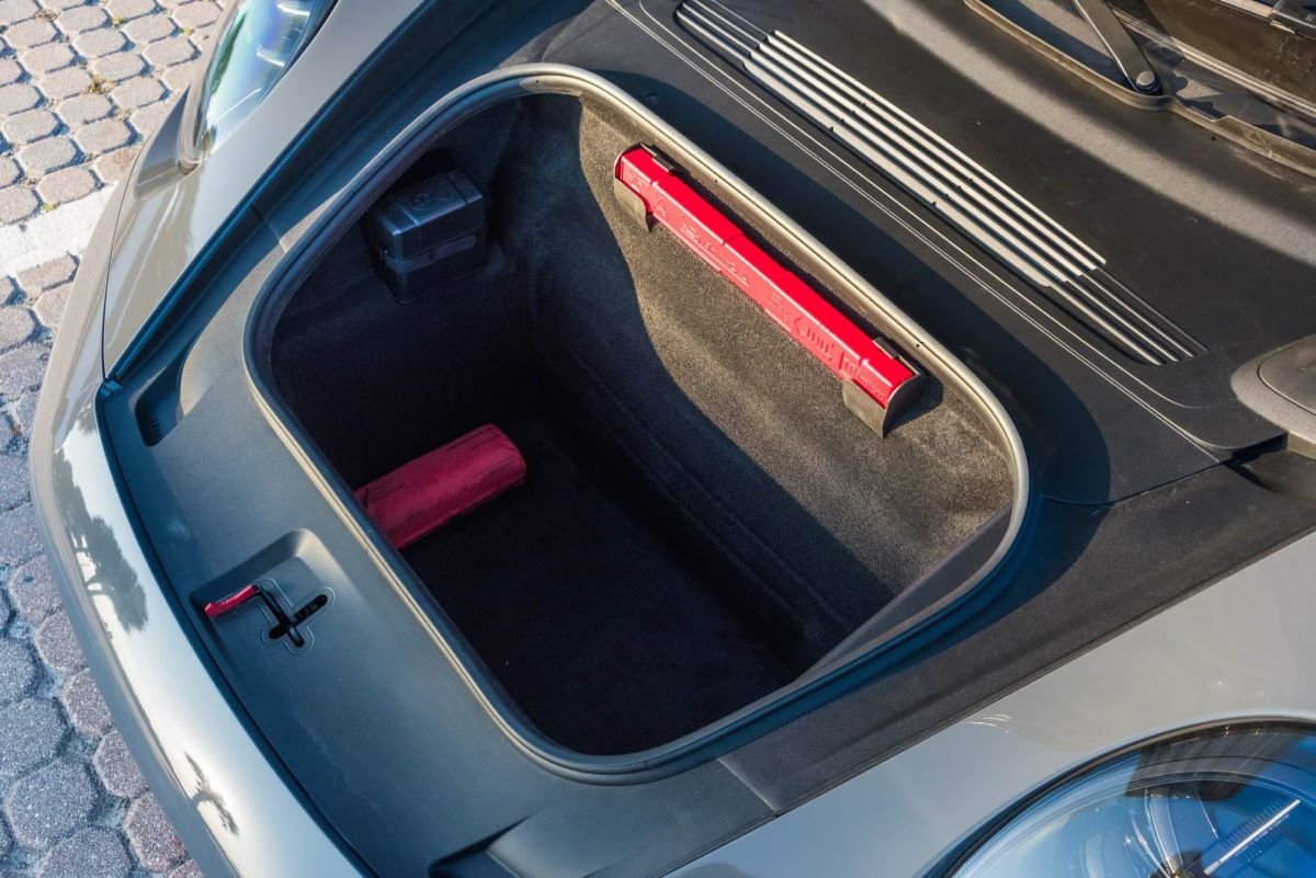 Porsche Carrera S cabriolet rental in miami