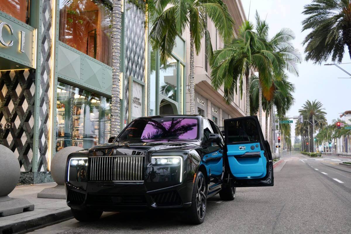 2025 Rolls-Royce Cullinan Black Badge Rental Los Angeles
