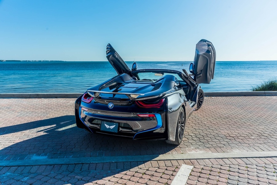 BMW i8 Roadster for Rental in Los Angeles