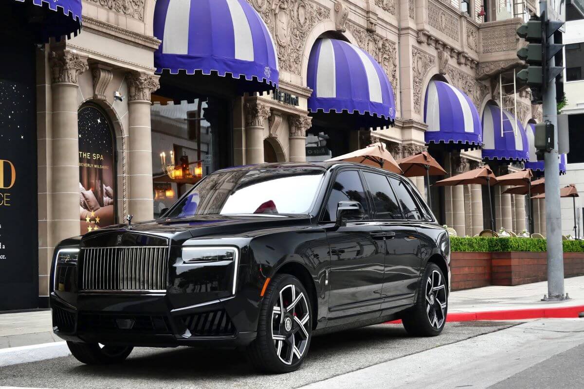 Rent a 2025 Rolls-Royce Cullinan Black Badge in LA