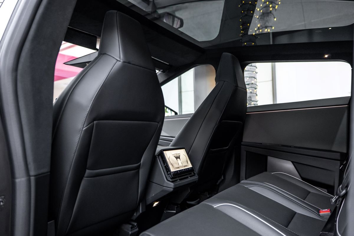 Tesla Cybertruck FSD 2026 Rental LAX