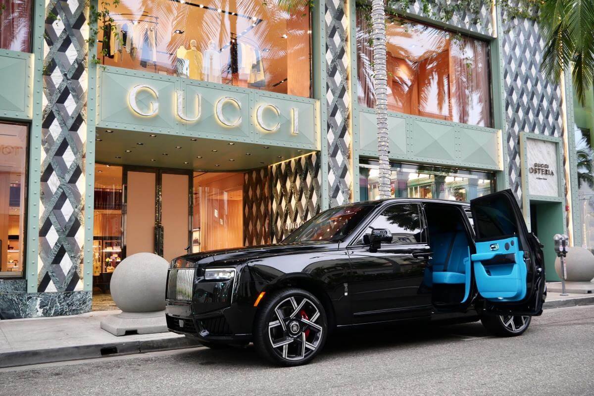 2025 Rolls-Royce Cullinan Black Badge Rental Los Angeles