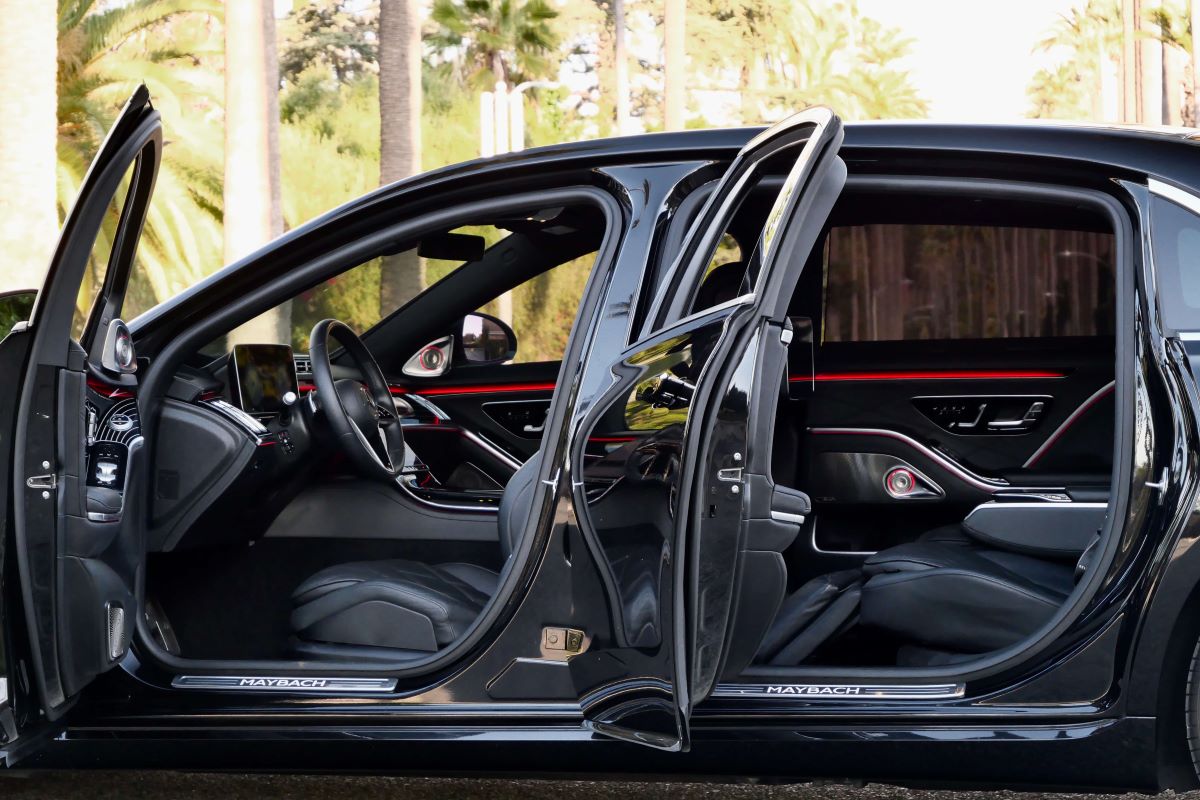 Mercedes Maybach S680 for rent in los angeles Mercedes Maybach S680 for rent in los angeles