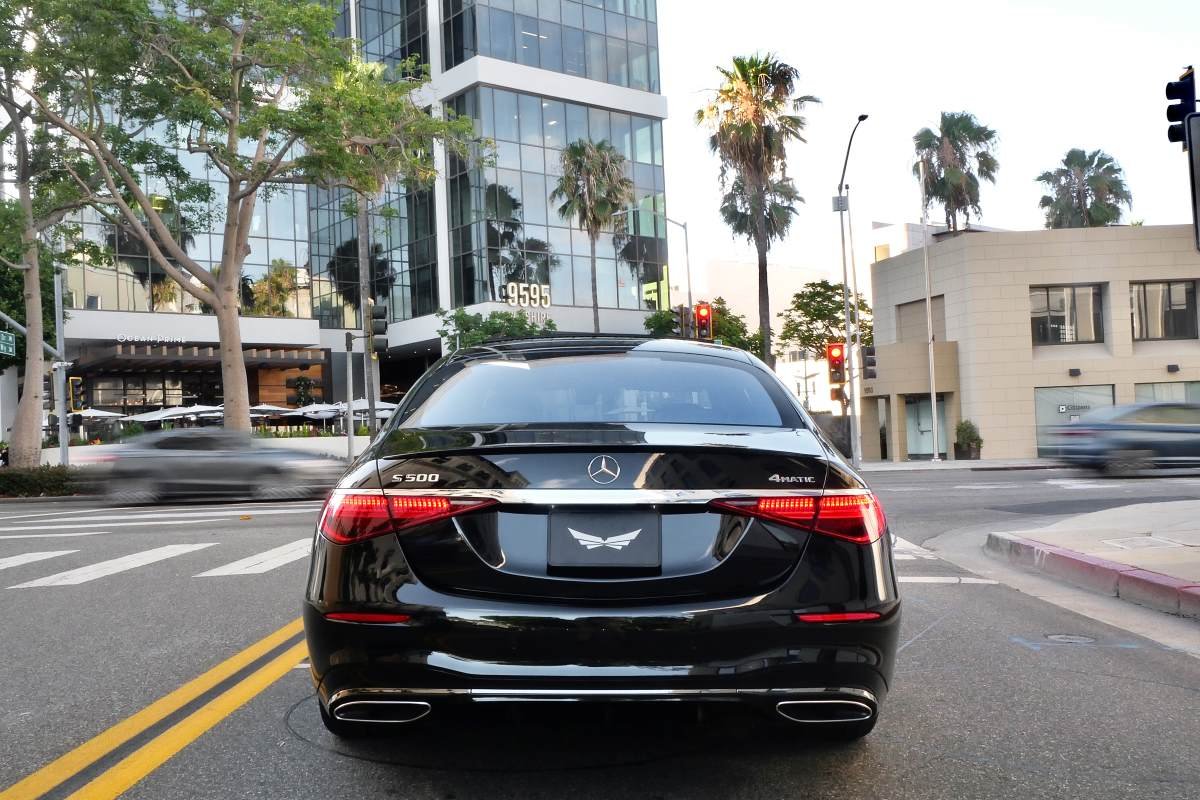 Mercedes Benz S500 rental in Los Angeles