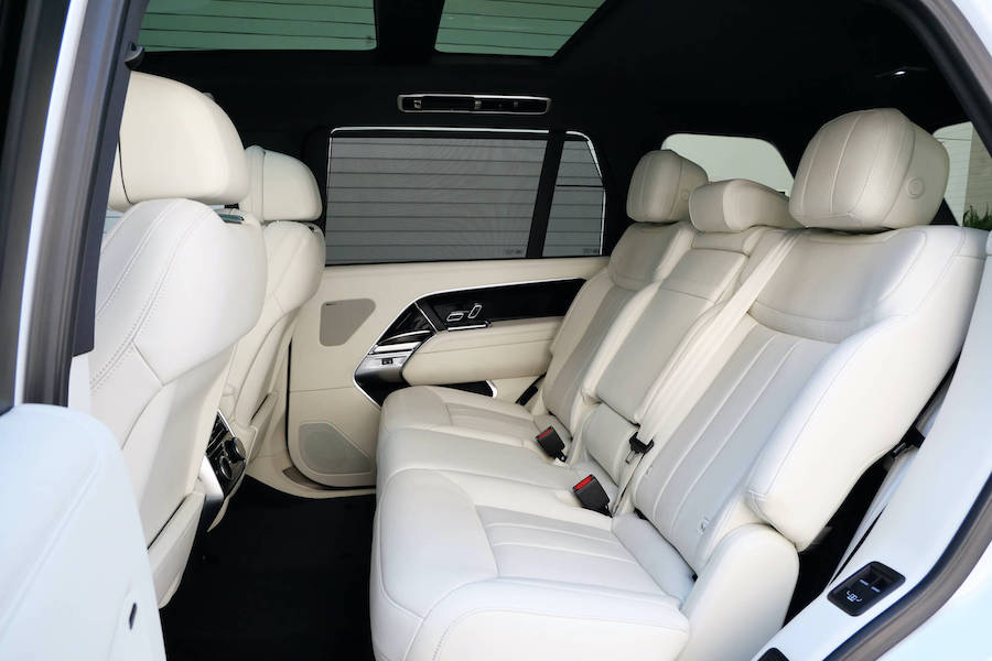 Rent Range Rover P530 LWB 2023 White