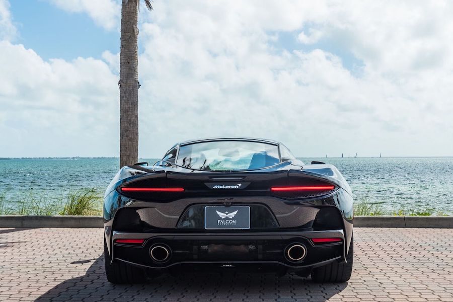 Rent McLaren GT Miami