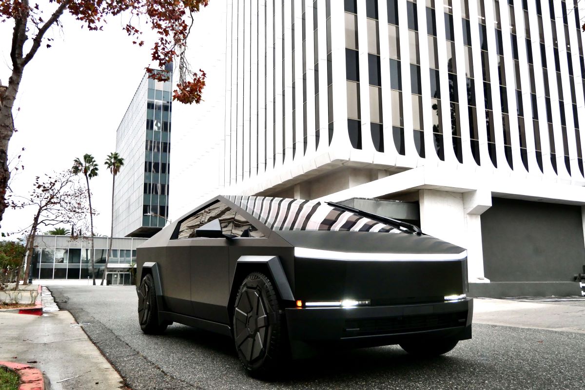 Tesla Cyberbeast 2024 for Rental in LAX