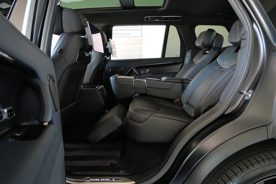 Range Rover SV