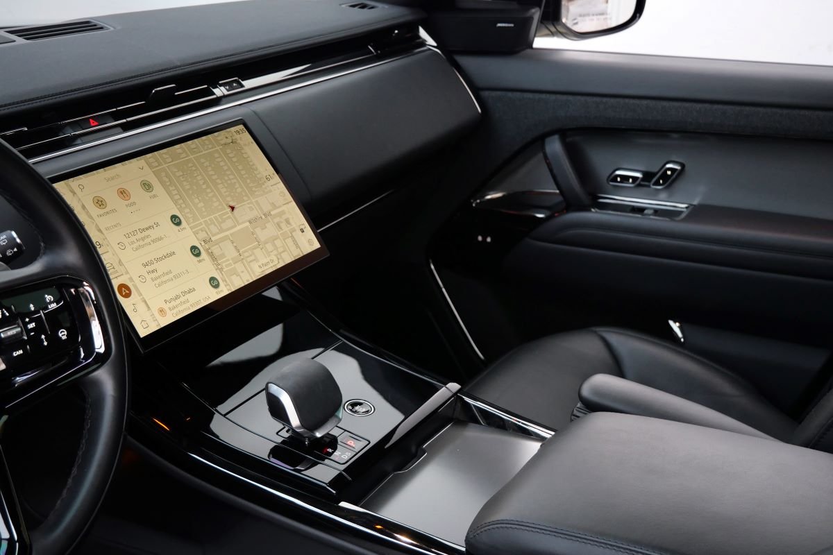 Range Rover Sport Dynamic Rental in Los Angeles