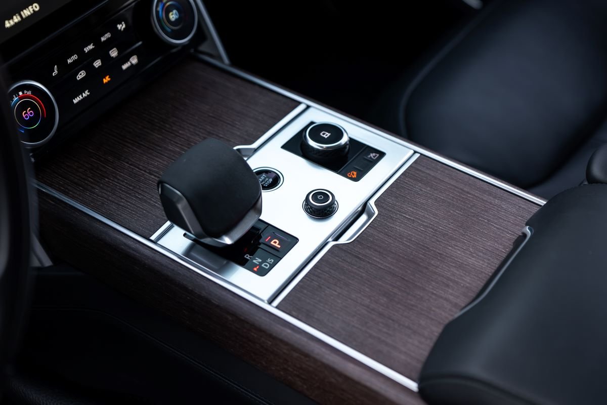 Range Rover Autobiography Rental in Los Angeles Range Rover Autobiography Rental in Los Angeles