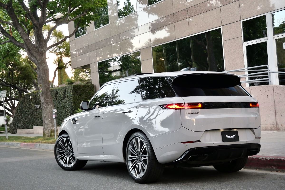 Range Rover Sport Dynamic Rental in Los Angeles