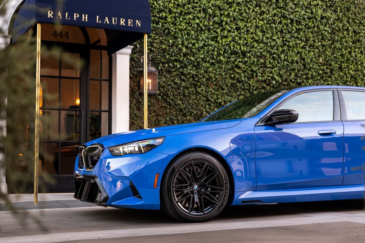 BMW G90 M5 rental in Los Angeles BMW G90 M5 rental in Los Angeles