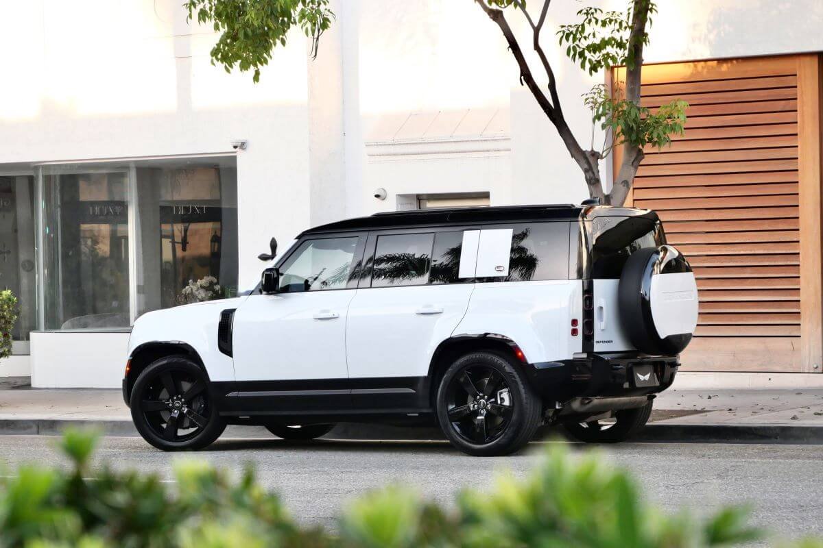 Range Rover Defender 2025 rental LAX