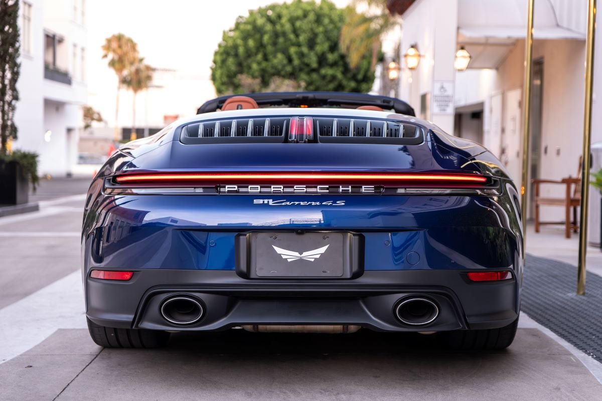 Porsche Carrera 4S Cabriolet rental in Los Angeles