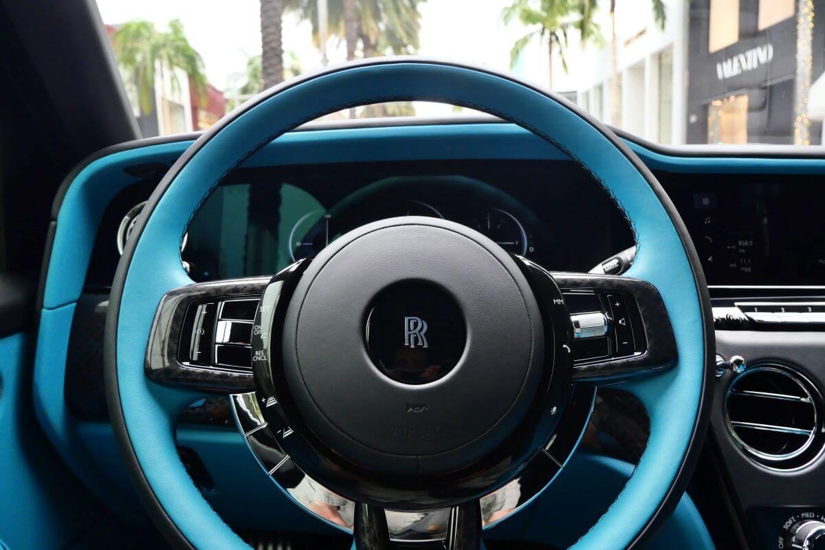 Rent a 2025 Rolls-Royce Cullinan Black Badge in LA